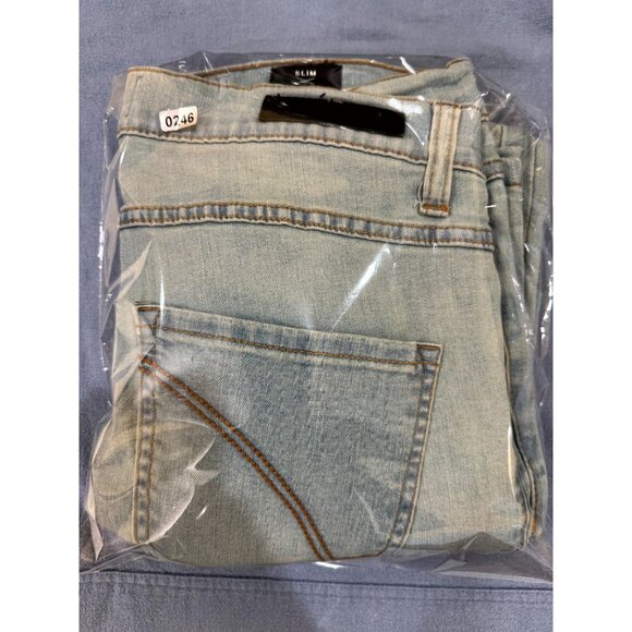 Ring of Fire Straight Leg Jeans Slim Fit Mid Rise Light Wash Blue Women W33XL30 - Picture 11 of 11